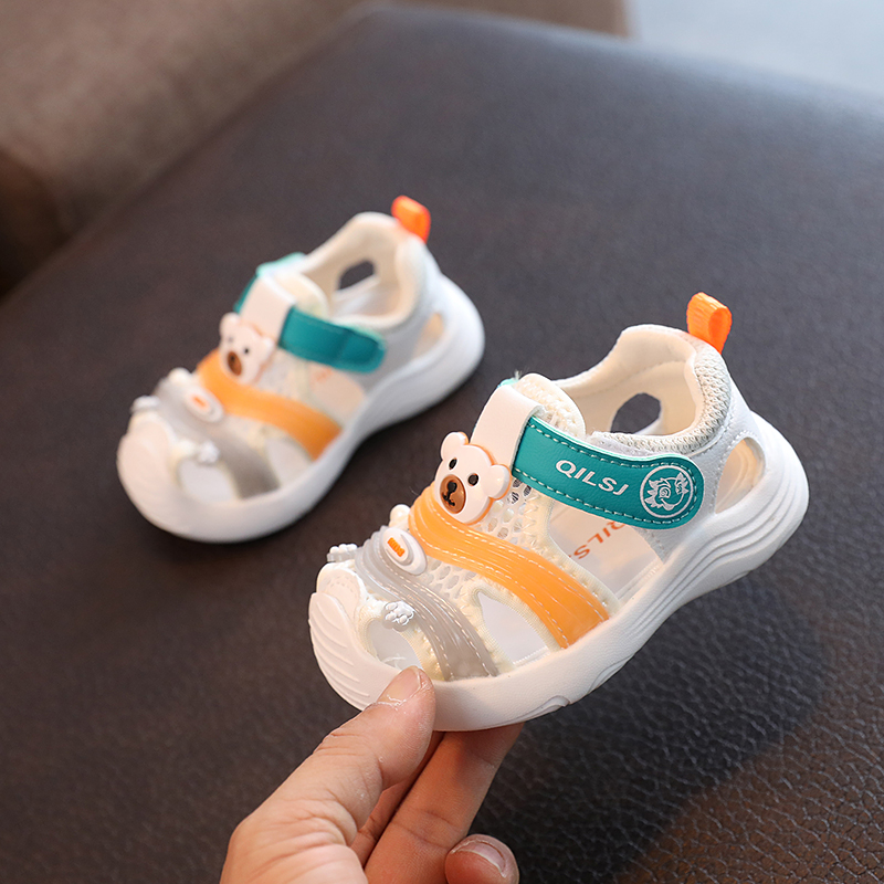 女宝宝凉鞋夏季2024新款婴儿学步凉鞋0-3岁儿童包头男童软底鞋子