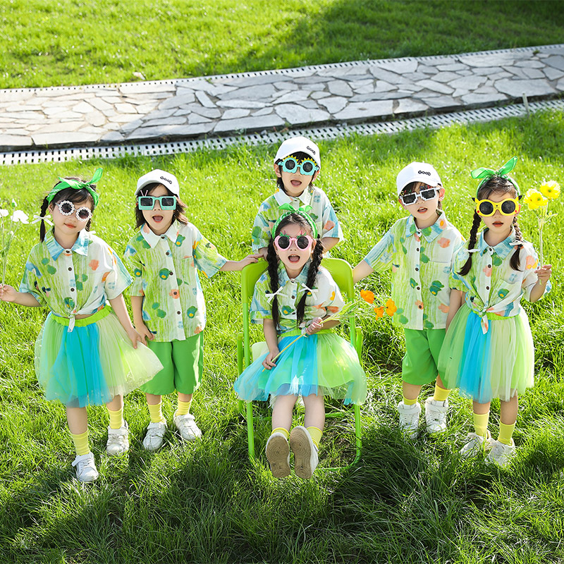 六一儿童啦啦队演出服小学生幼儿园毕业照班服合唱表演服绿色套装