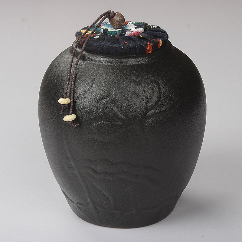浮雕荷花陶瓷茶叶罐密封茶存罐家用迷你创意个性时尚单个复古中式