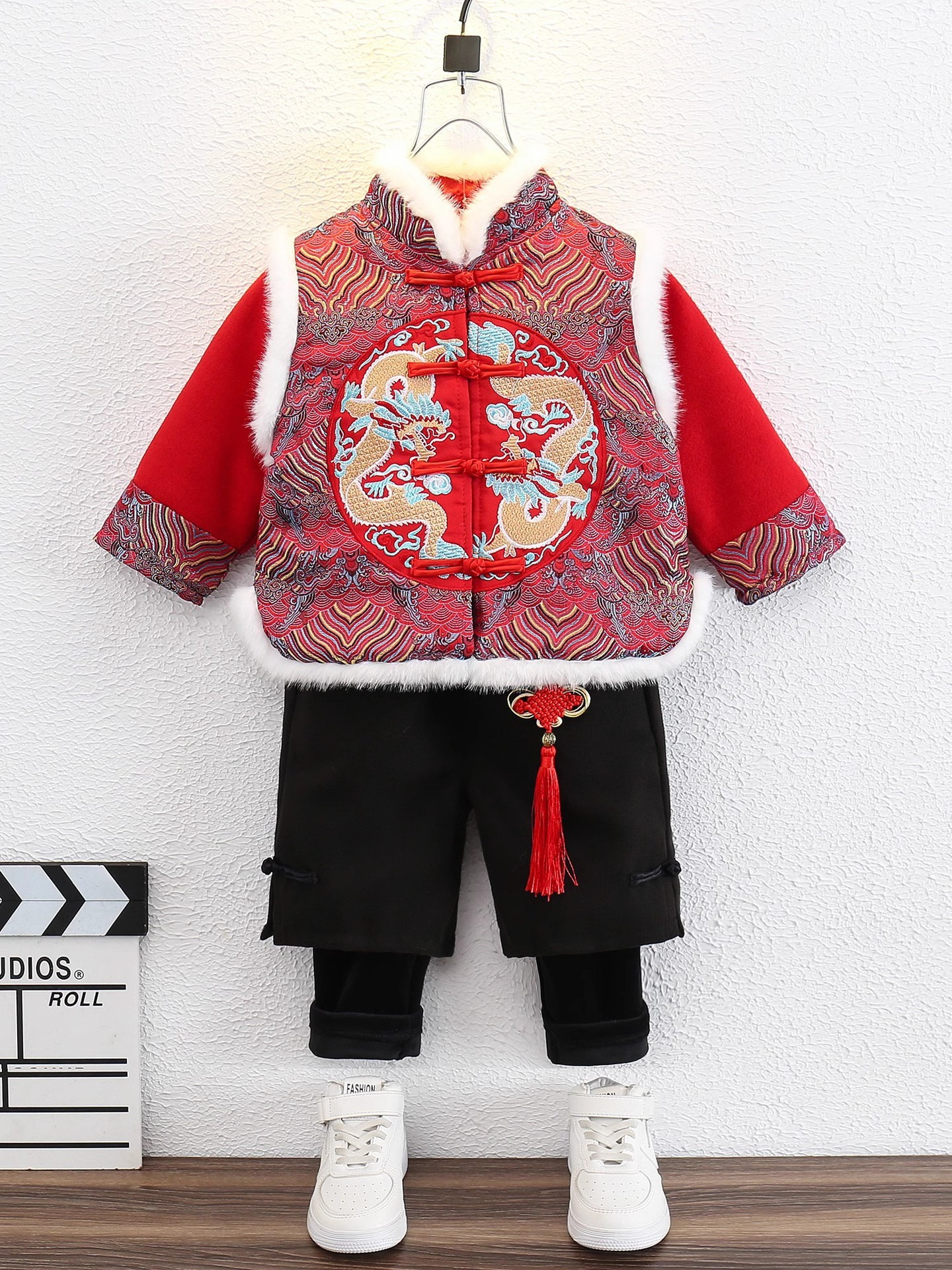 龙年宝宝拜年服冬季唐装男女童婴儿中国风加厚红色过年新年款汉服