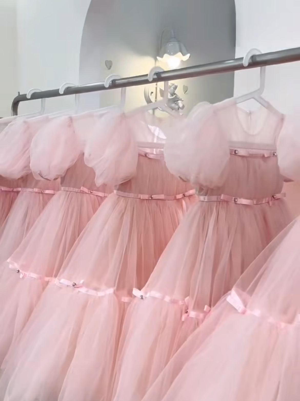 女童礼服公主裙夏季2024新款儿童洋气粉色连衣裙女孩夏装泡泡袖裙