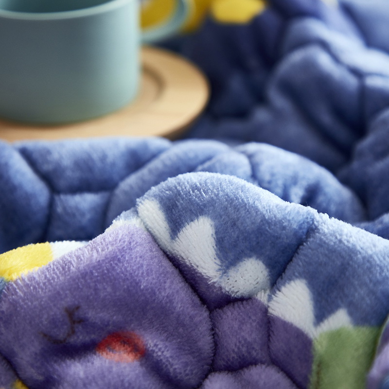 婴儿儿童床垫法兰绒垫被幼儿园午睡新生儿宝宝四季通用床褥子绒垫