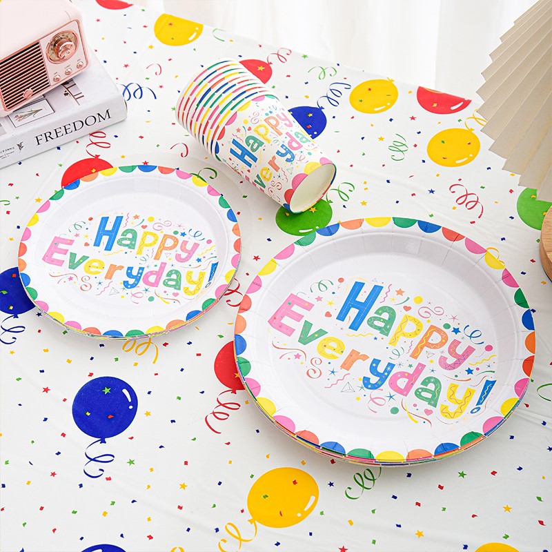 新品生日餐具一次性桌布餐盘纸杯蛋糕幼儿园儿童派对装饰场景布置