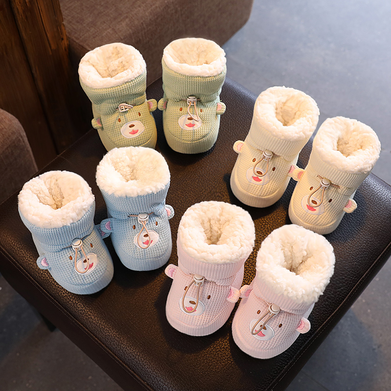 婴儿鞋棉冬季男宝宝保暖鞋袜学步软底0-3月加绒6新生幼儿加厚不掉