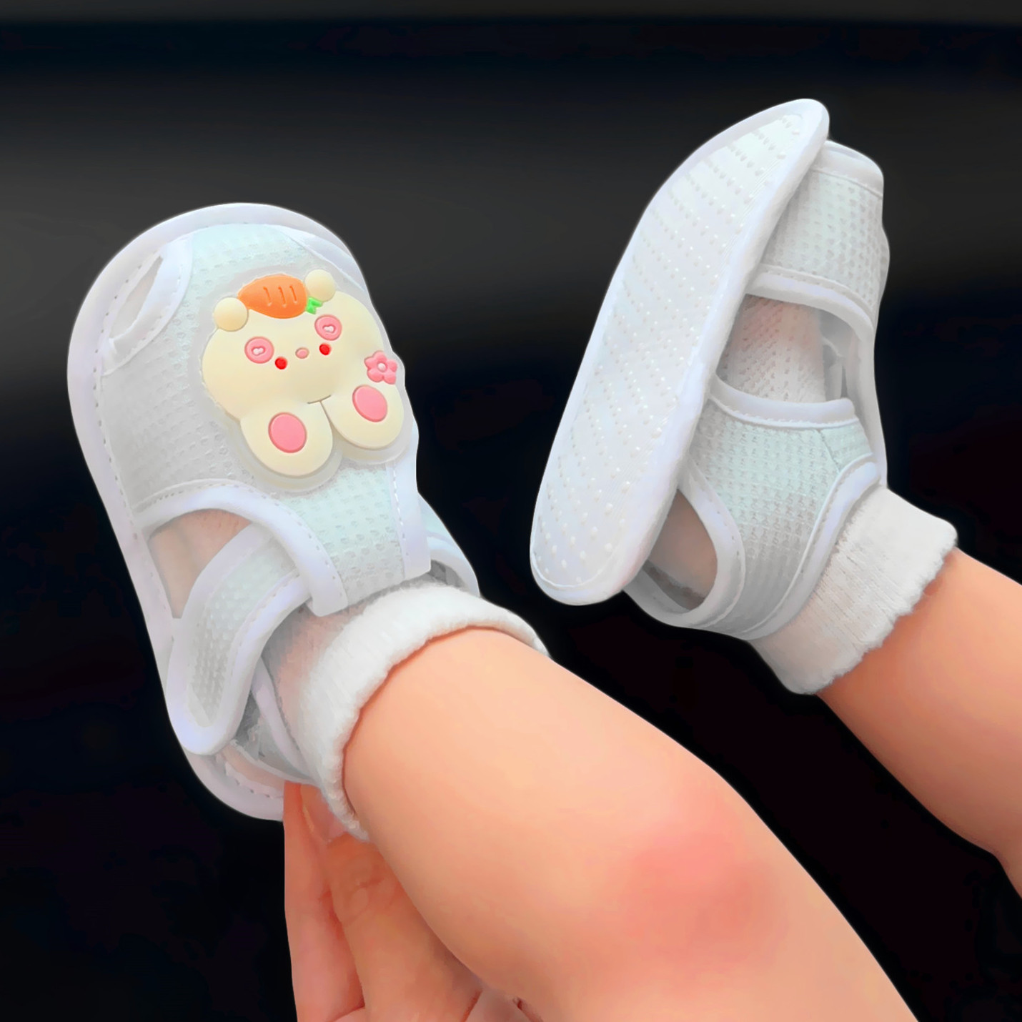 夏季0-1岁男女宝宝透气学步鞋软底防滑包头新生婴幼儿凉鞋女宝宝