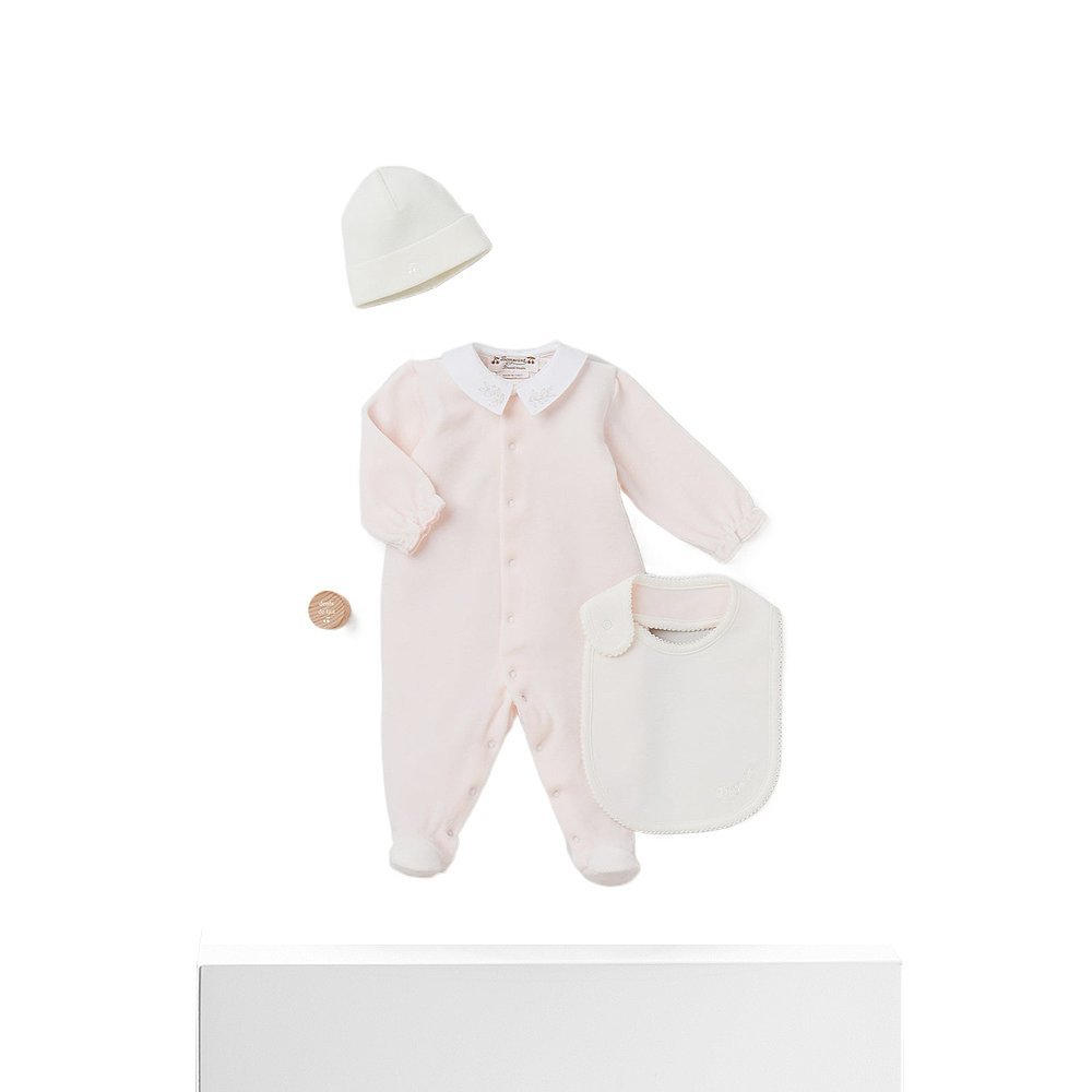 香港直邮Bonpoint 婴儿连体衣和帽子、围兜和乳牙纪念品盒四件装