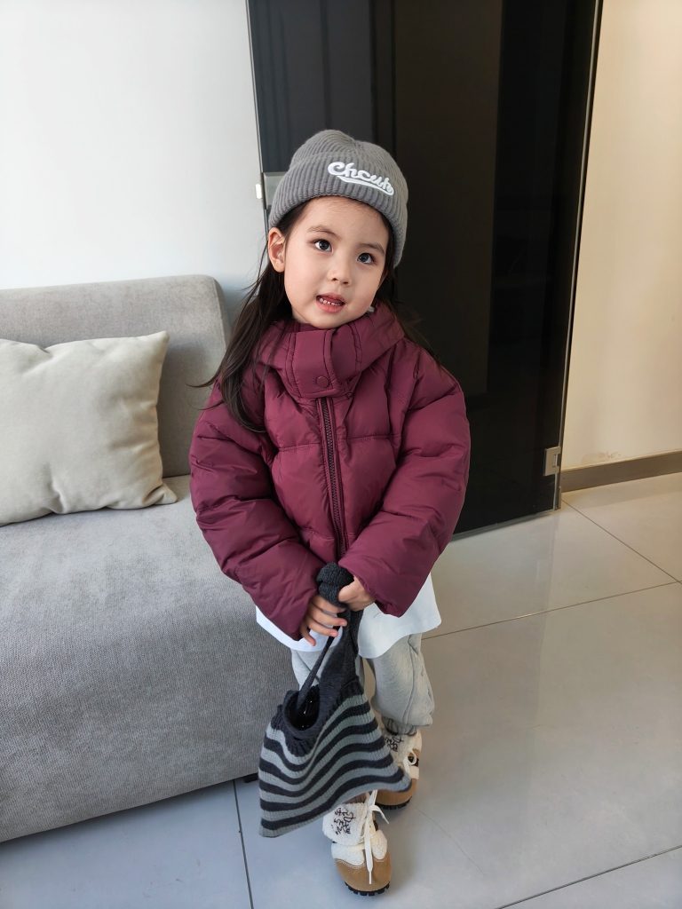 2023冬季新款童装 韩版童装 女童乌梅子酱面包羽绒服 短款羽绒服