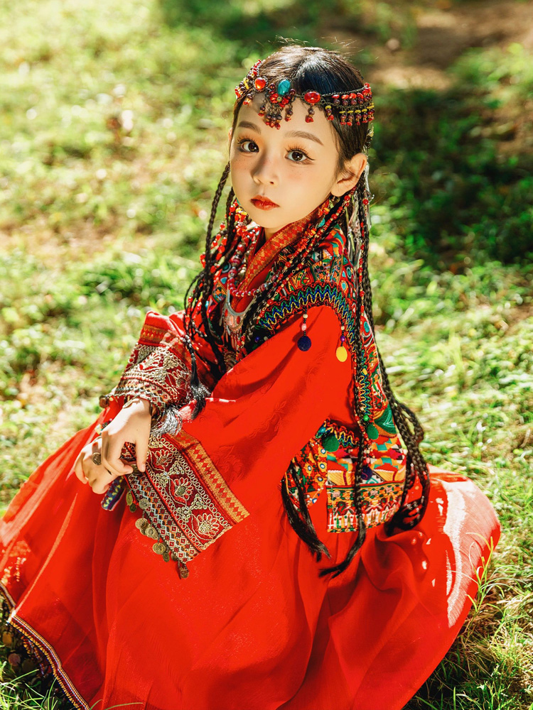 新疆异域风民族风舞蹈演出服女童藏族服装旅拍儿童长裙摄影写真新