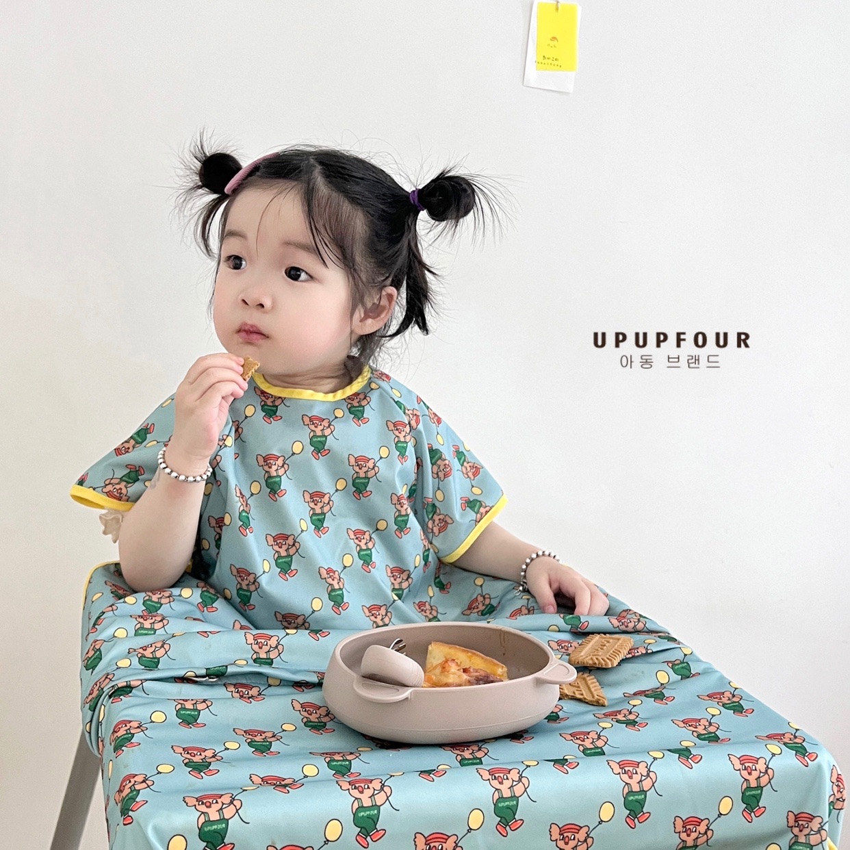 upupfour原创韩国ins宝宝吃饭防脏神器罩衣餐椅围兜可放吸盘碗