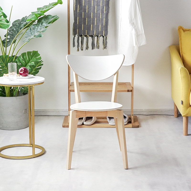 诺米拉正版北欧实木餐椅简约网红现代家用咖啡厅白色休闲椅靠背椅