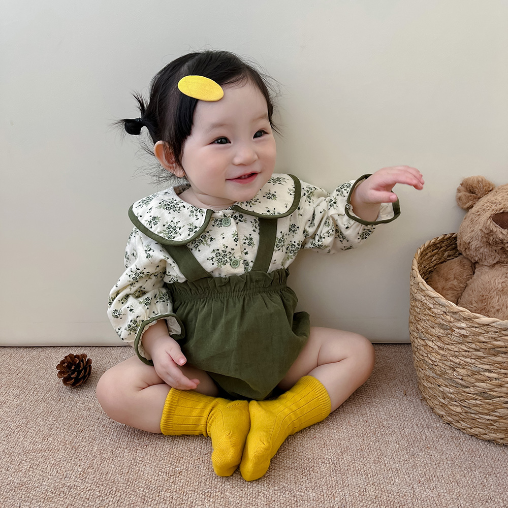 婴童套装新款韩版洋气外出服婴儿娃娃衫碎花上衣背带包屁裤两件套