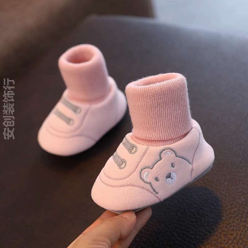 新生儿宝宝月鞋子6到0婴儿1步前地板秋冬袜鞋鞋婴儿鞋岁个12女,