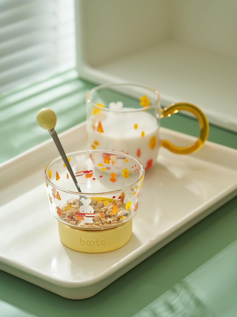 肆月可爱卡通儿童早餐牛奶杯子玻璃杯碗勺套装家用耐高温双层水杯