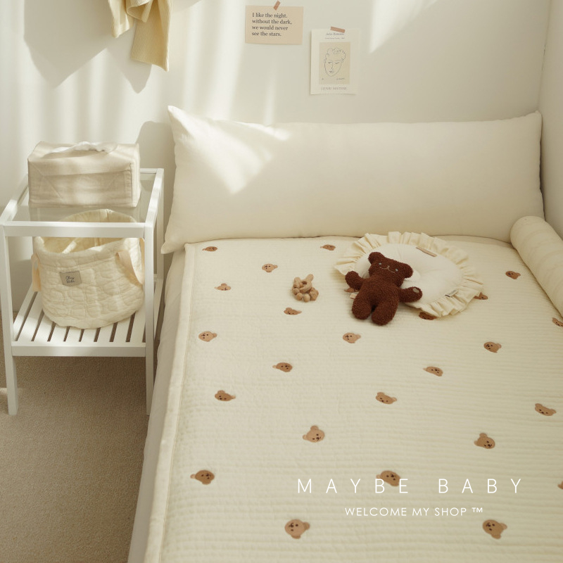 韩国ins宝宝床垫纯棉透气儿童床单小熊刺绣婴儿护垫可水洗软垫