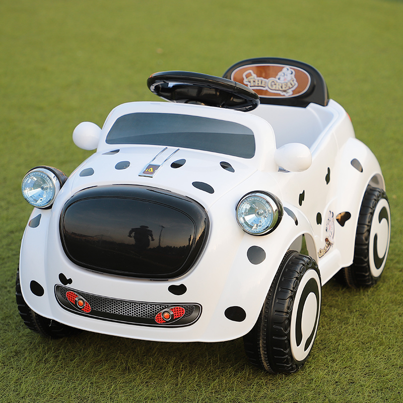 正品婴幼儿童电动四轮汽车遥控摇摆车小孩1-3岁男女宝宝玩具车可