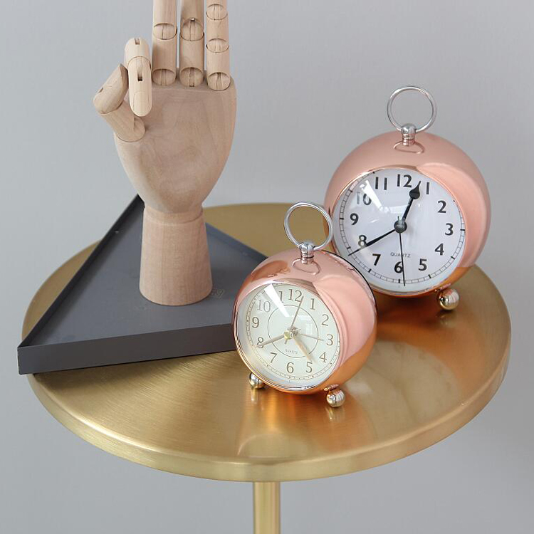 北欧现代简约复古金属静音座钟学生钟表创意床头闹钟书房饰品摆件