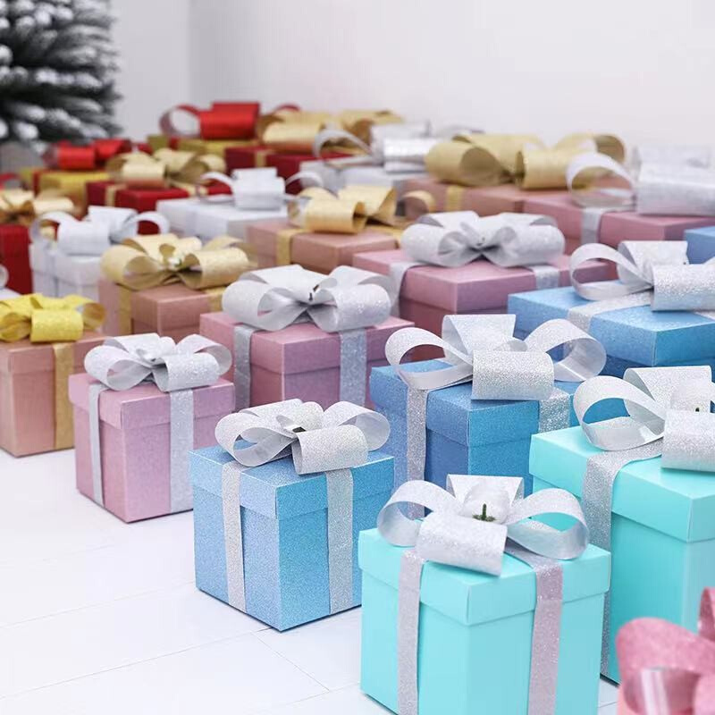 新品圣诞节新年美陈橱窗场景摆件磨砂金粉礼品盒商场4S店堆头活动