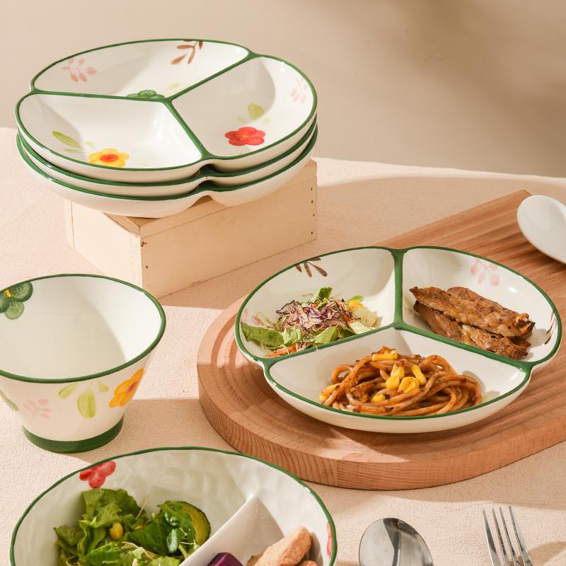 陶瓷日式月子分餐盘家用定量分隔餐具创意盘一人食早餐三格分格盘