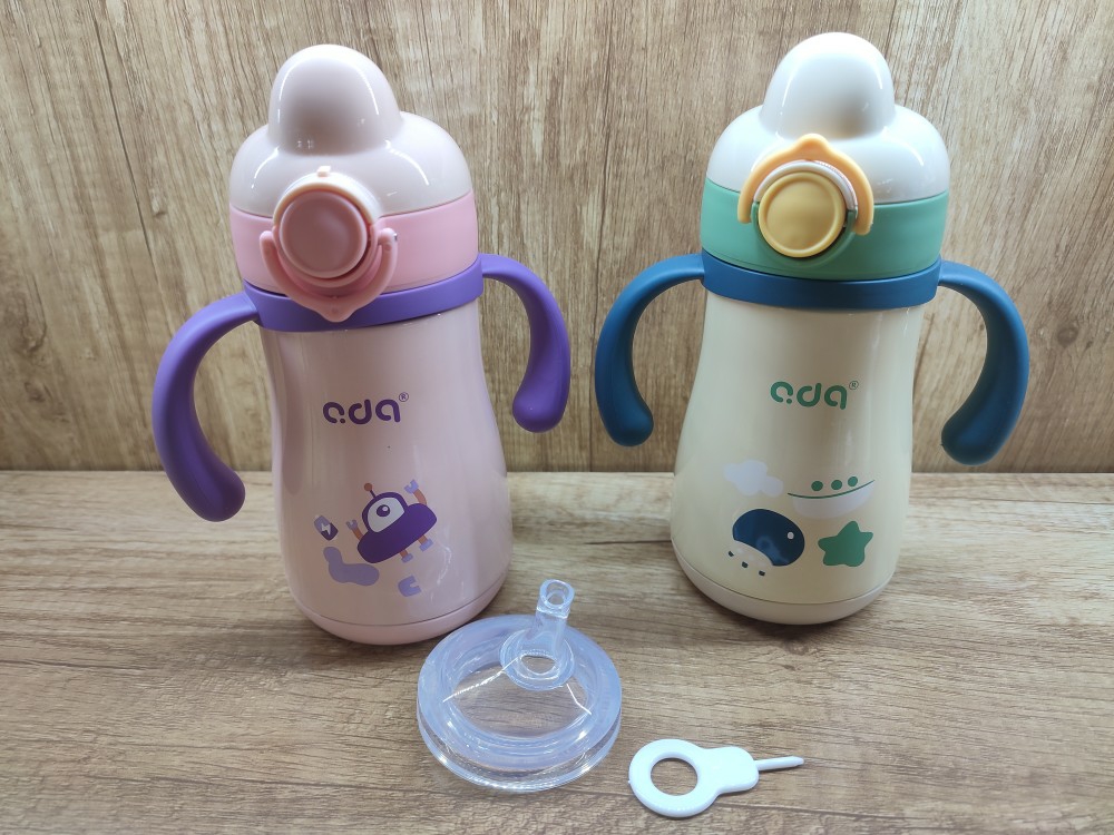 婴儿童带刻度保温杯奶瓶宝宝316钢鸭嘴吸管三用水壶防呛漏吸管杯