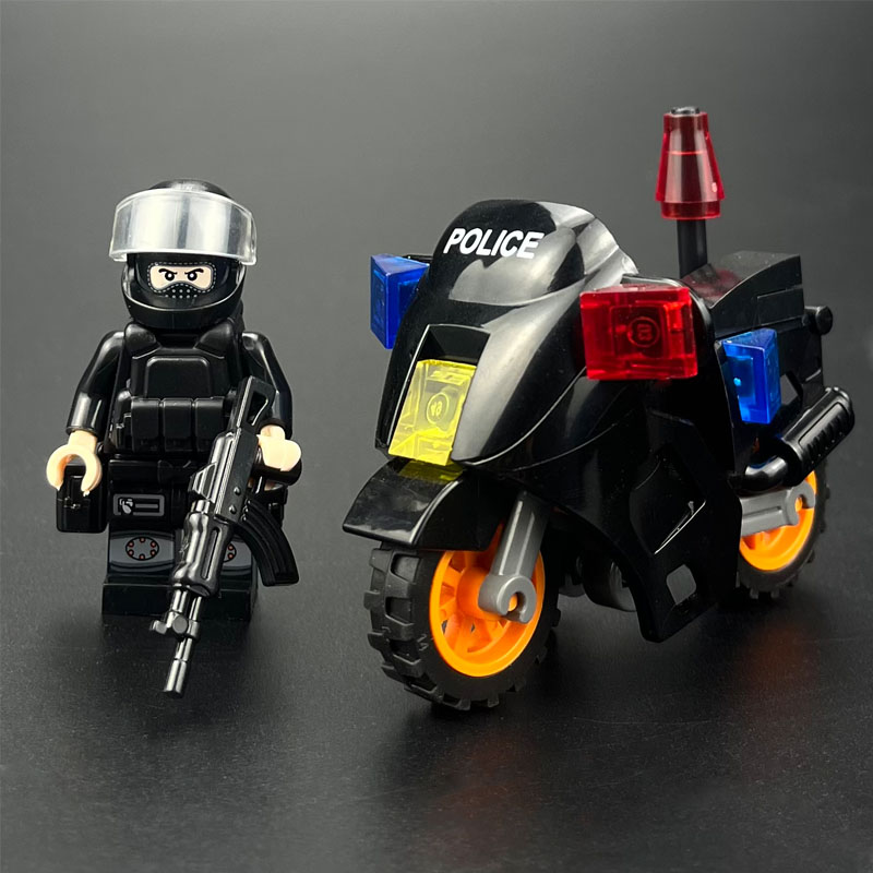 特警积木人偶猛禽巡逻摩托车警察人仔儿童拼装益智男孩小颗粒玩具