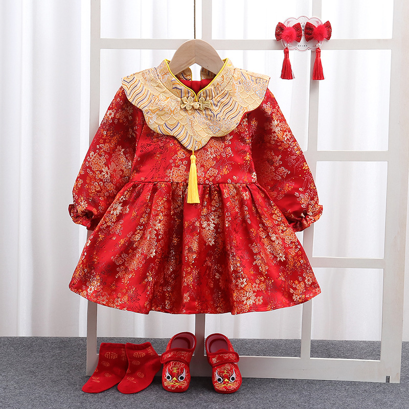 婴儿唐装满月秋冬季中国风婴儿冠衣女宝宝圣诞百天周岁宴高档礼服