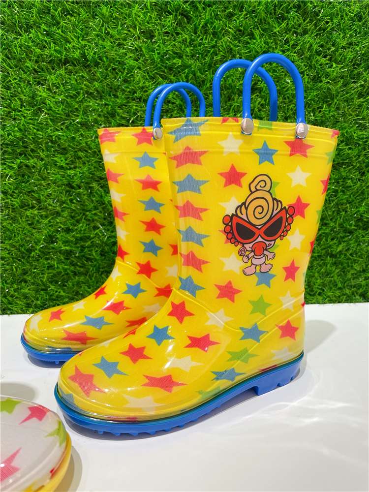 儿童雨靴男女孩卡通可爱防水防滑轻便中长筒雨靴幼儿园奶嘴水鞋