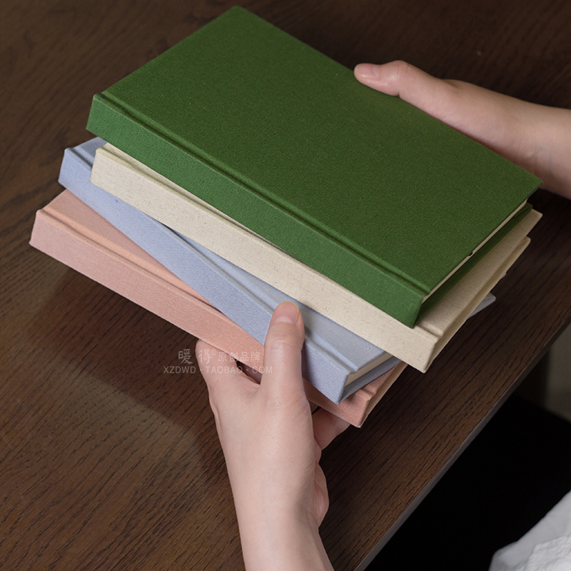 暖得原创纯色/记事本锁线手账日记进口纸布面粉蓝绿麻空白横格