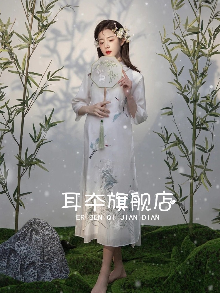 新款孕妇拍照摄影服装影楼工作室中国风工笔画旗袍孕妈大肚艺术照