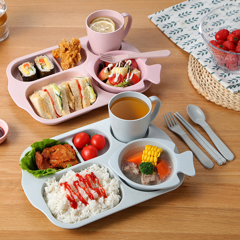 带水杯小麦秸秆餐盘幼儿园餐具儿童家用分格盘早餐盘宝宝防摔饭盘