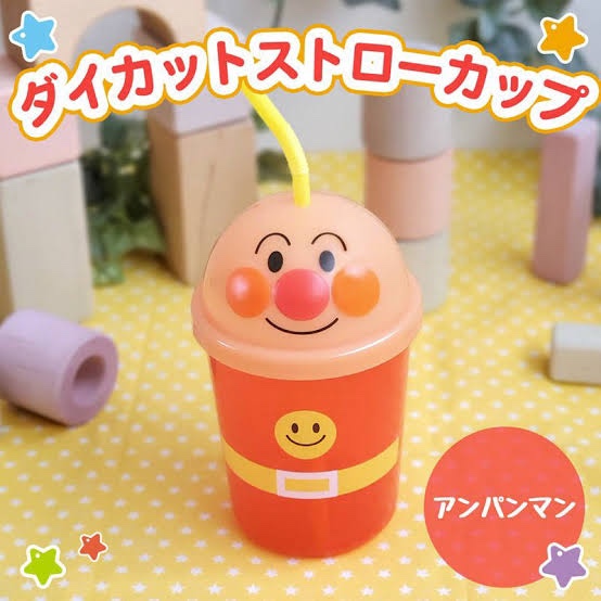 现日本新款面包超人款儿童宝宝喝水杯可爱卡通角色带盖吸管杯餐具