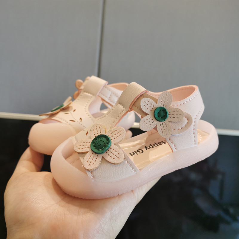 2023新款儿童凉鞋女婴儿凉鞋防滑软底0-3岁小公主鞋学步鞋女宝宝