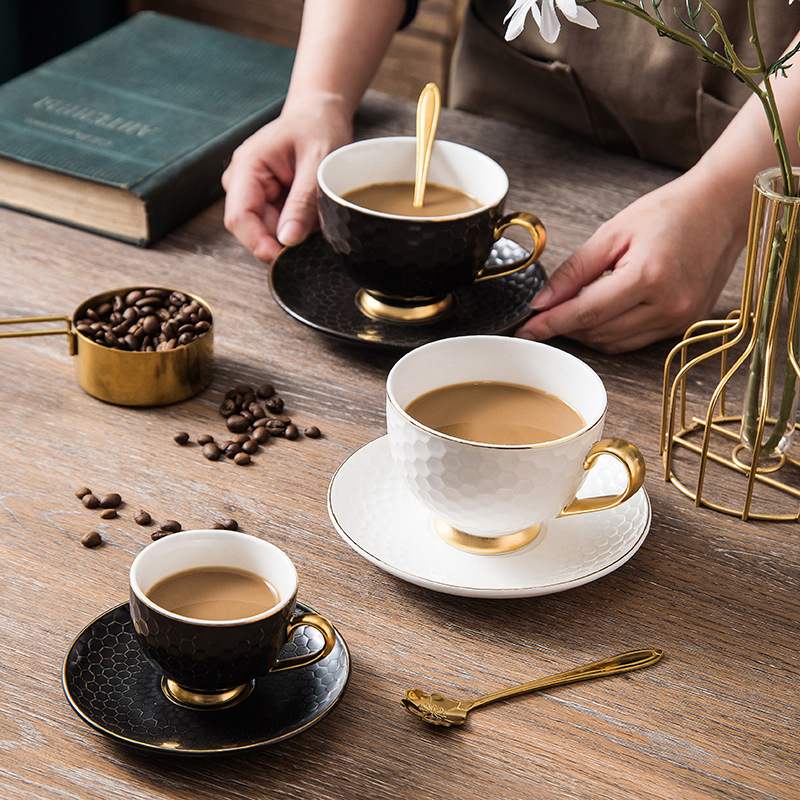 时尚简约风蜂窝咖啡杯碟欧式陶瓷金边浮雕下午花茶具套装可制logo