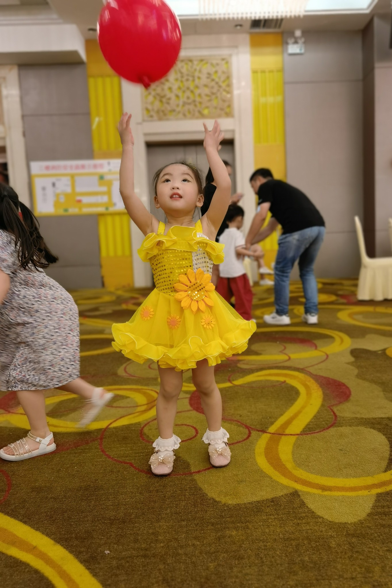 六一儿童节演出服幼儿园表演服装舞蹈苏醒的向日葵花儿朵朵向太阳