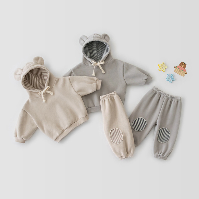 韩版男女宝宝春秋装套装小童洋气休闲卫衣长袖两件套婴儿衣服超萌