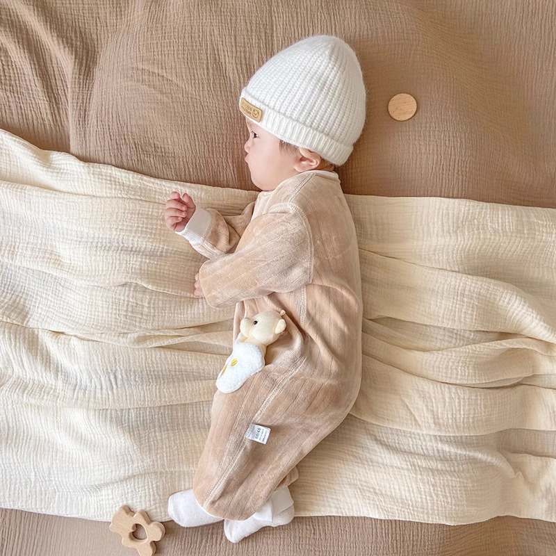 网红婴儿连身衣秋冬款加绒加厚保暖睡衣新生儿小月龄宝宝冬装衣服