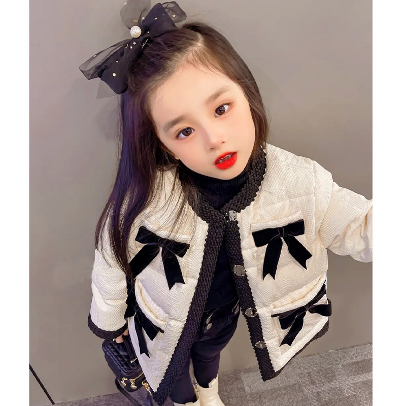 韩国女童羽绒服2023新款90白鸭绒短款洋气儿童小香风外套冬季加厚