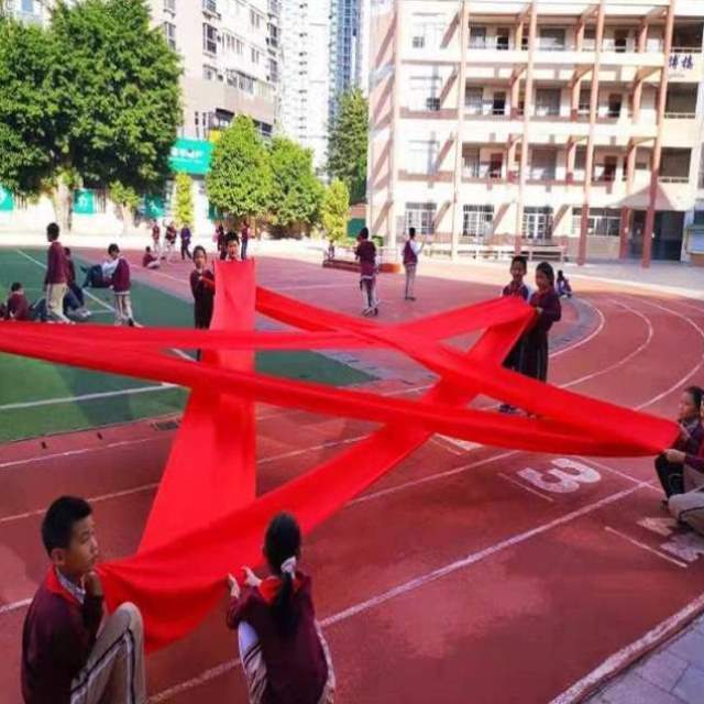 开红绸道具舞蹈ULH星彩带绸布团体幕式运动会创手持五角意入场方