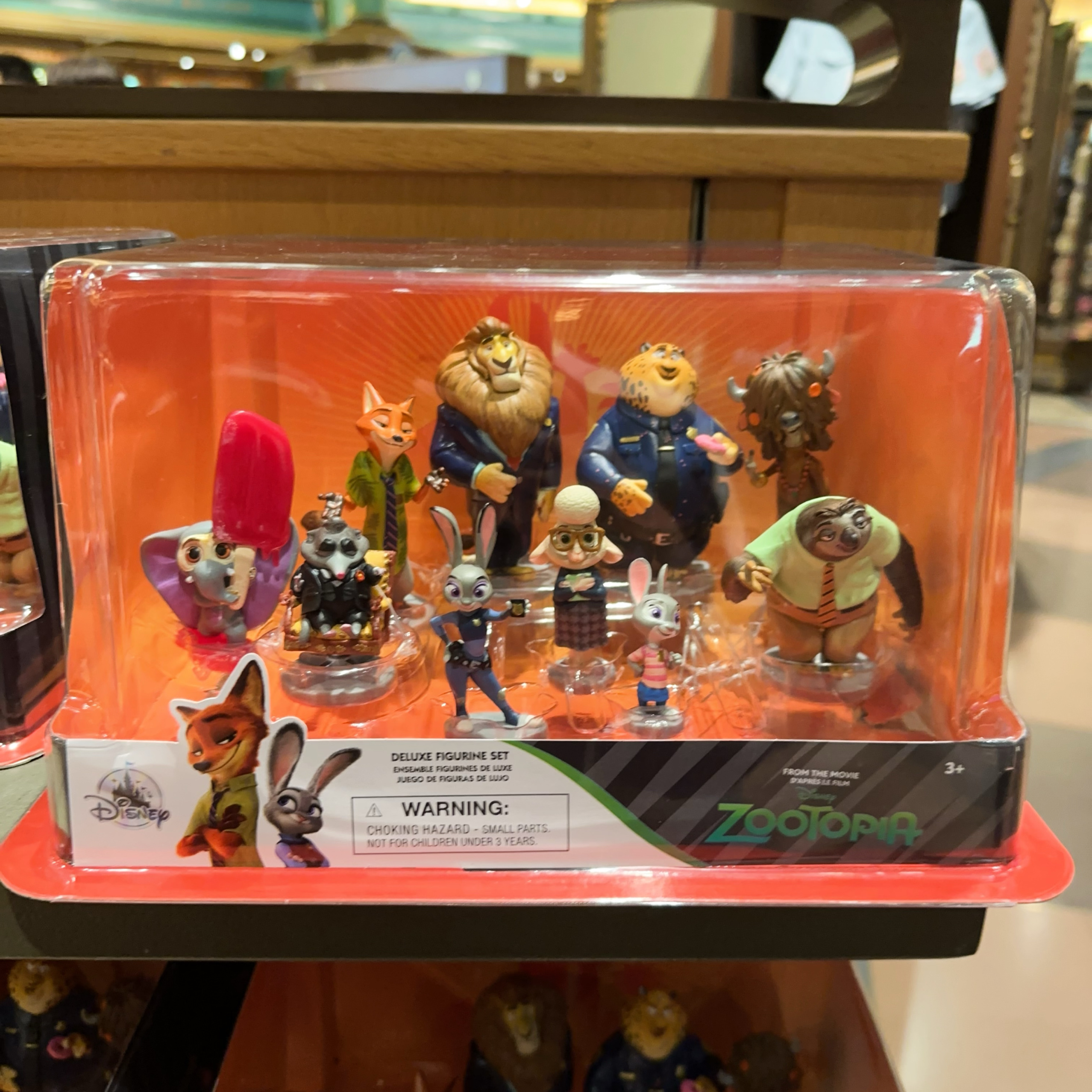 上海迪士尼代购疯狂动物城朱迪尼克玩具套装动漫手办桌面摆件礼物