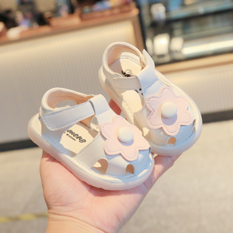 夏季女宝宝凉鞋1一2-3岁小童公主鞋子防滑软底透气幼儿婴儿学步鞋