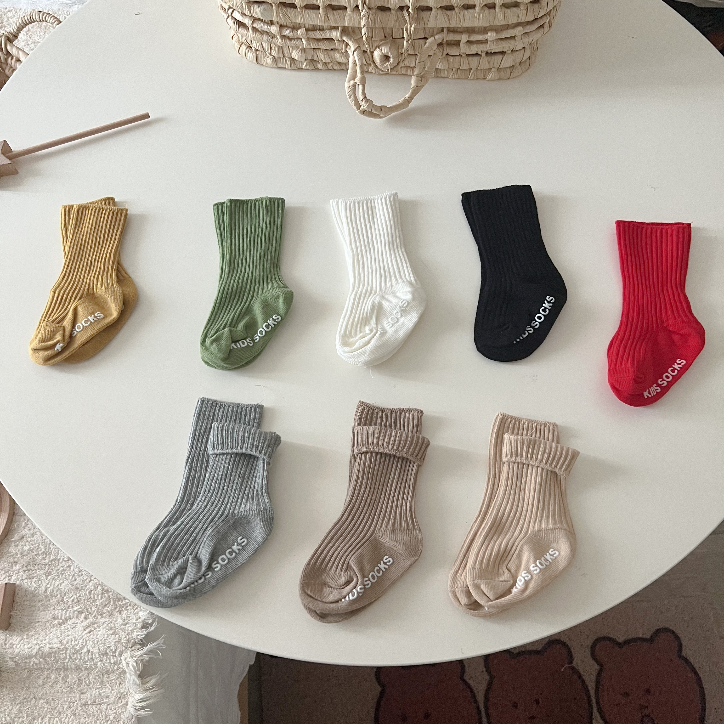 ins双针宝宝袜竖条纹儿童袜坑条纯色防滑胶中筒袜松口婴儿地板袜