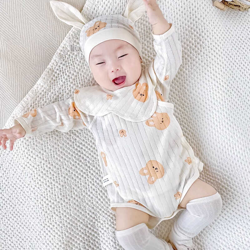 0一3月婴儿衣服包屁衣夏天薄款配长筒袜男女宝宝5259码新生儿宝宝