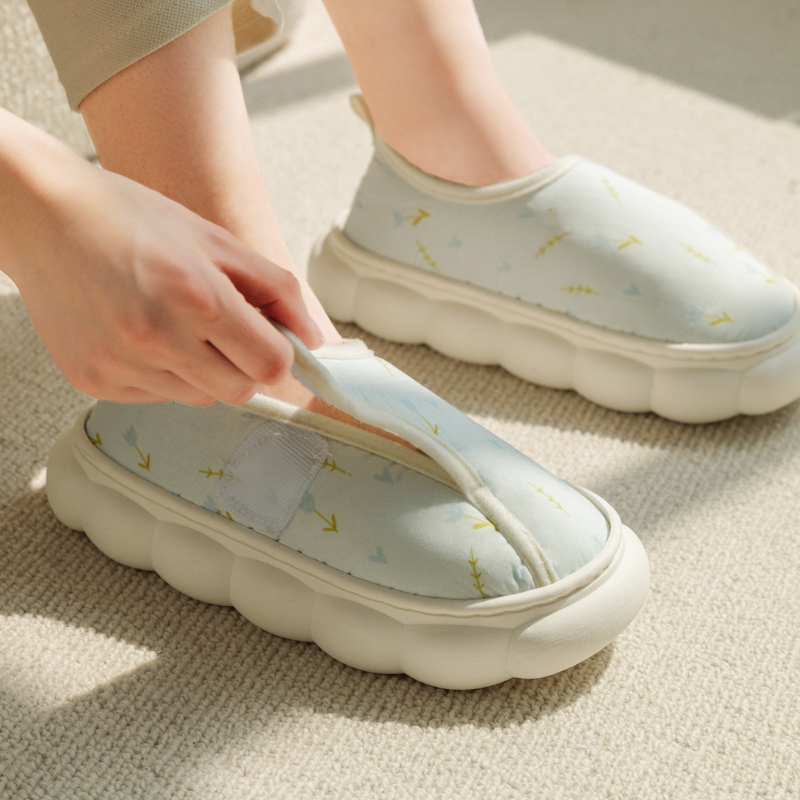 月子鞋夏季薄款室内家居魔术贴防滑耐磨透气孕妇产后春秋月子拖鞋