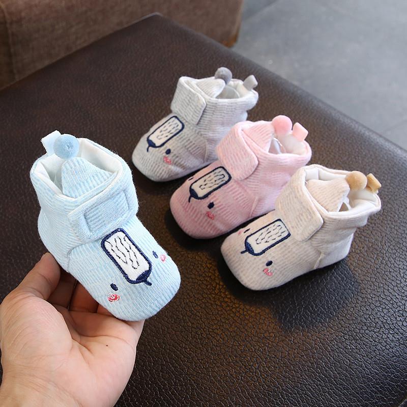 婴儿鞋袜秋春季新生儿0-3-6个月防脱5软底4步前男女宝宝不掉棉鞋2