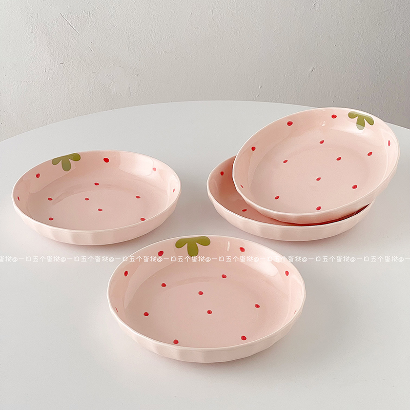 8英寸深盘子陶瓷套装网红卡通盘子创意草莓菜盘圆盘家用可爱饭盘
