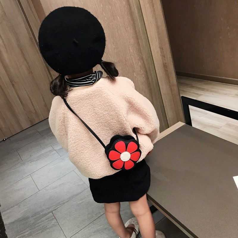 网红女童斜挎小包包2023新款时尚儿童小女孩可爱迷你小背包零钱包