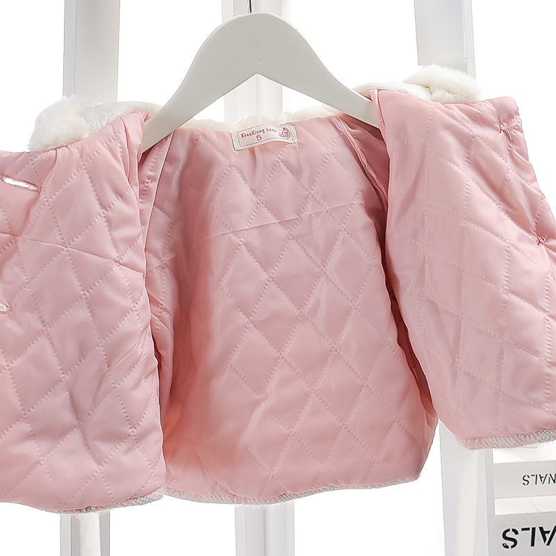 女宝宝呢子斗篷外出2023新款新生儿童装婴儿披风可爱衣服冬季外套