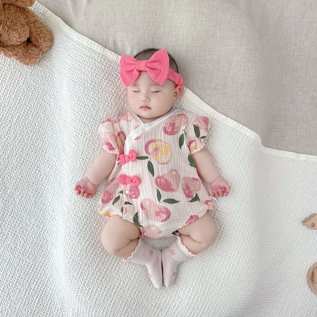 5婴儿三角哈衣夏季薄款超萌0-6个月女宝宝夏装连体4包屁衣服纱布3