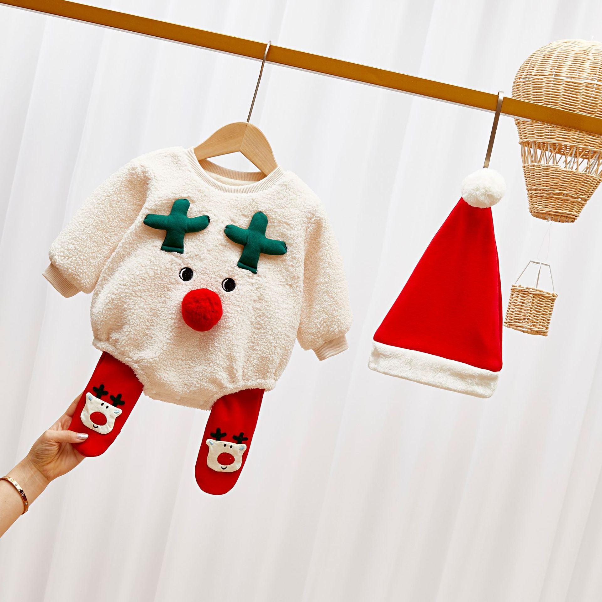 圣诞节宝宝装加绒加厚圣诞哈衣婴儿喜庆造型三角爬服保暖红连体衣