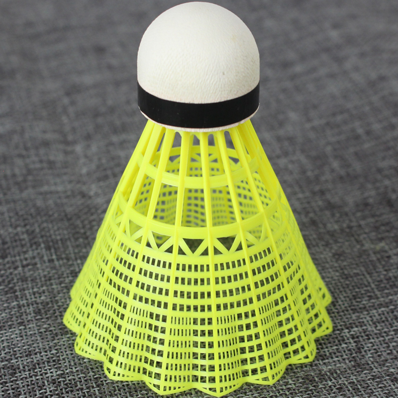 6只装耐打羽毛球室外尼龙 塑料练习比赛装备用品训练球一桶
