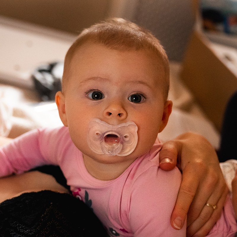【百亿补贴】美德乐硅胶一体安抚奶嘴0到6个月婴儿防胀气超软